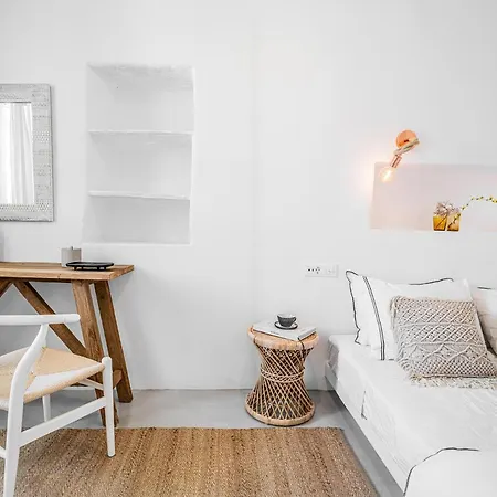 Makarias Traditional Luxury Villa