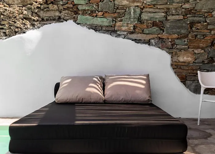 Villa Makarias Traditional Luxury *