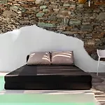 Villa Makarias Traditional Luxury *