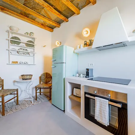 Makarias Traditional Luxury Villa *