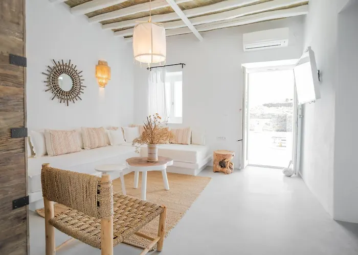 Villa Makarias Traditional Luxury *