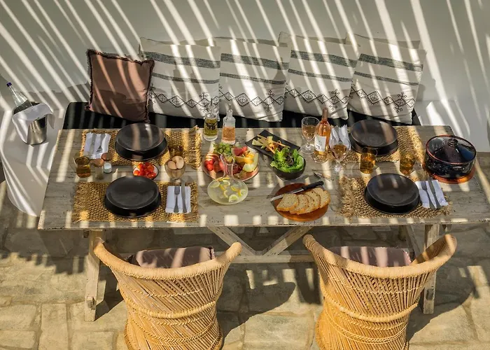 Makarias Traditional Luxury Villa *