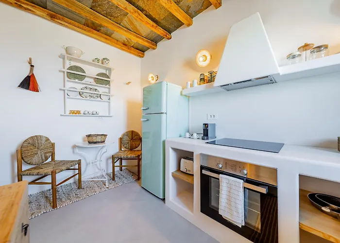 Makarias Traditional Luxury Villa *